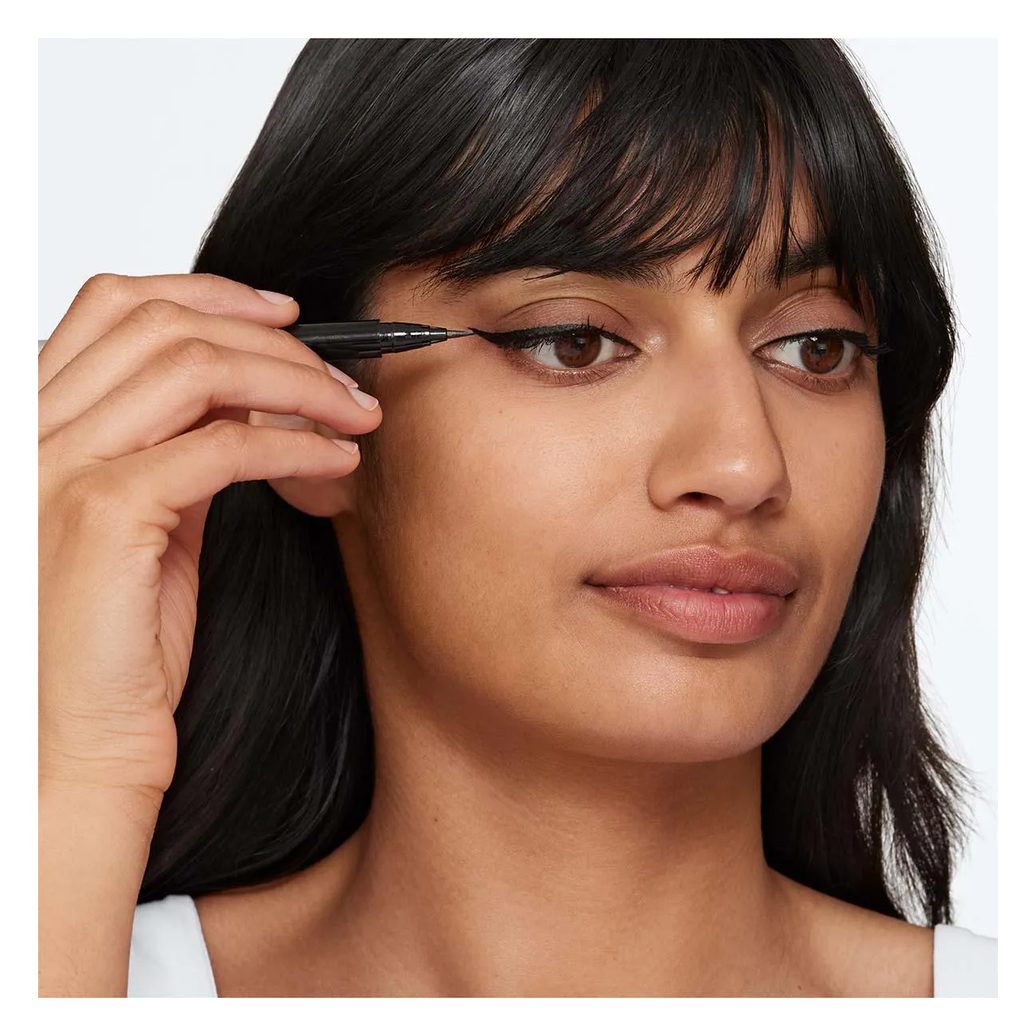 Caneta Delineadora Clinique High Impact Easy Liquid Black 0,67g
