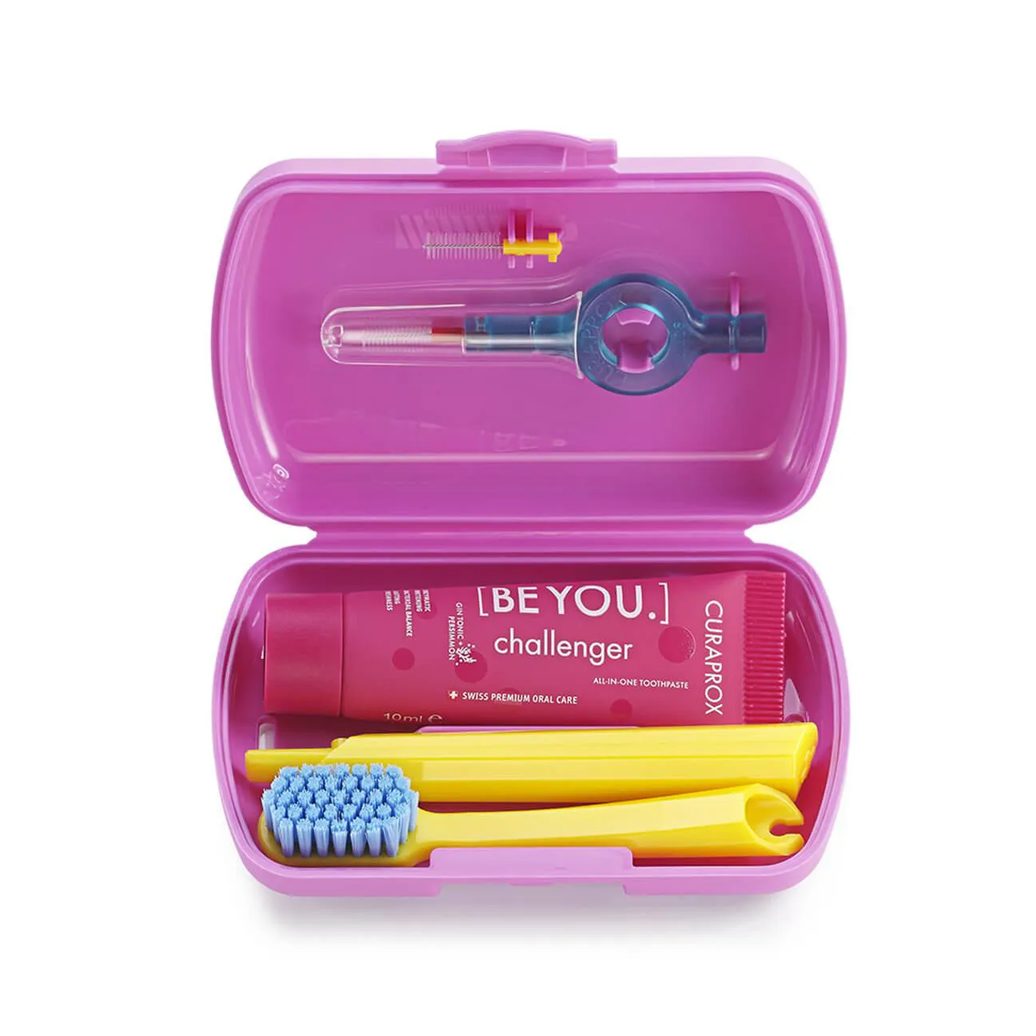 Kit Viagem Curaprox Escova de Dente 5460 + Escova Interdental + Pasta de Dente 10ml