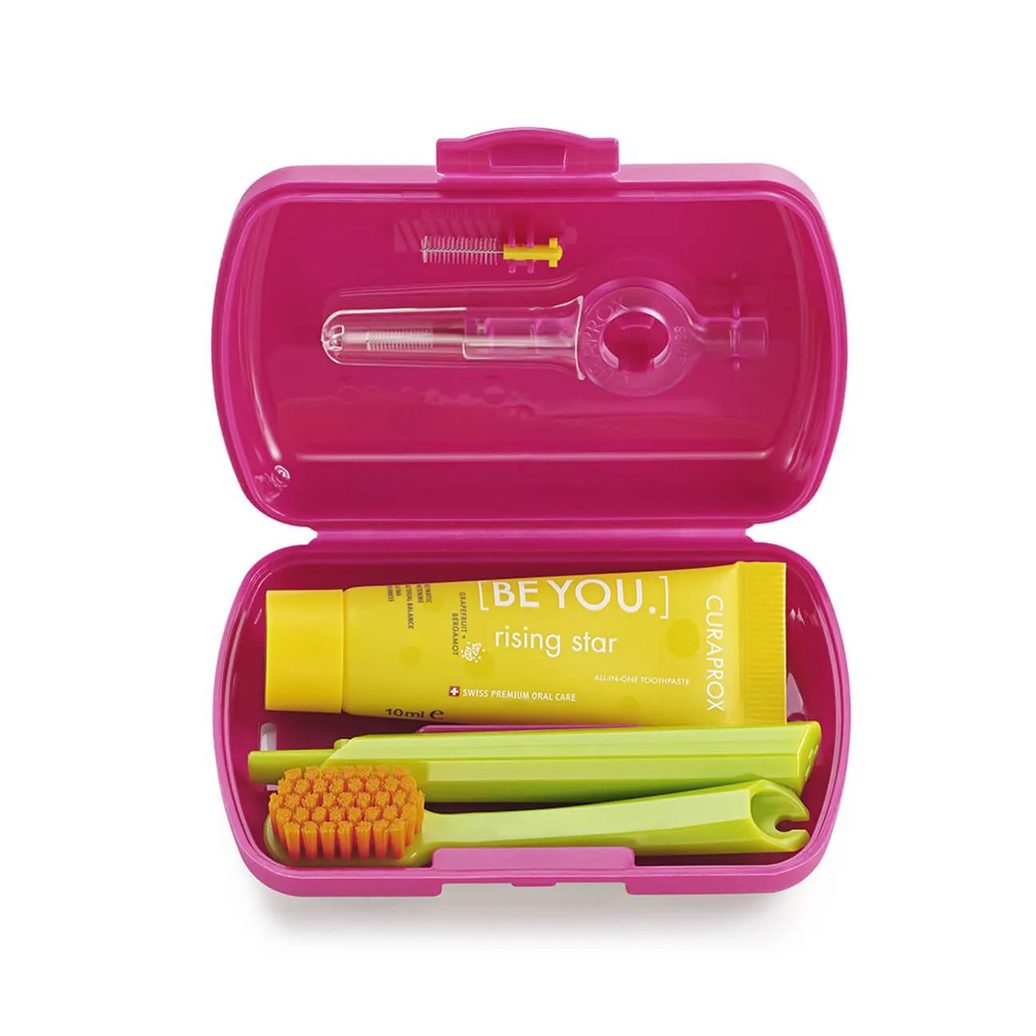 Kit Viagem Curaprox Escova de Dente 5460 + Escova Interdental + Pasta de Dente 10ml