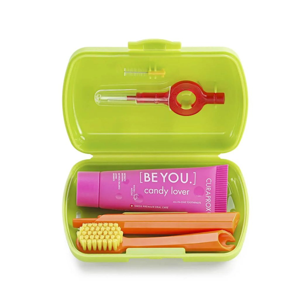 Kit Viagem Curaprox Escova de Dente 5460 + Escova Interdental + Pasta de Dente 10ml
